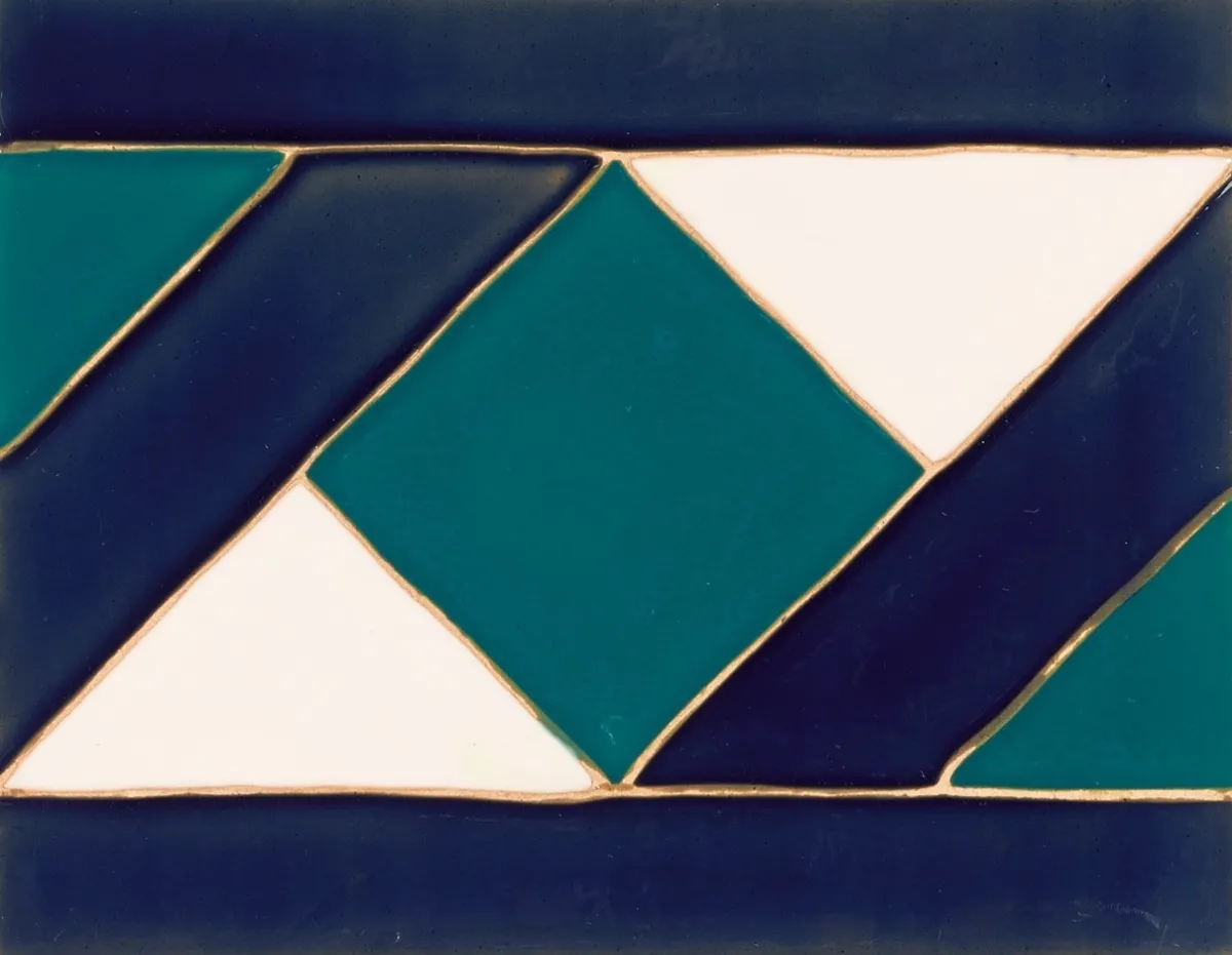<h3>MB 807C Azul e Branco 11x14</h3><small>Colections and Tiles, Azulejos Arestas</small>