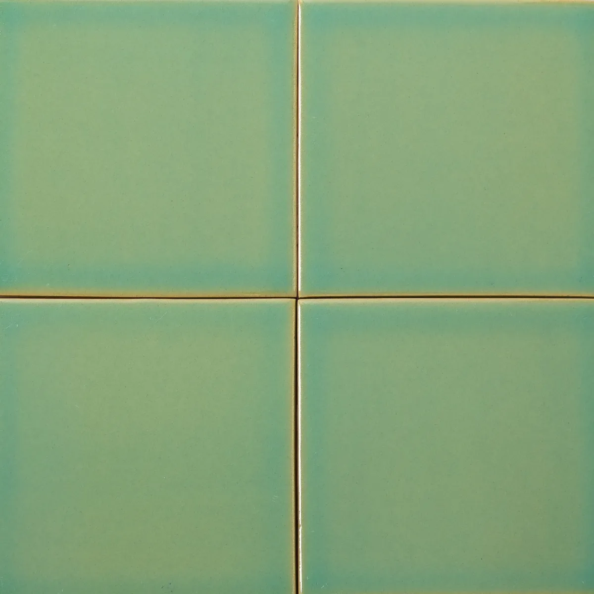 <h3>VERDE EXPO</h3><small>Colections and Tiles, Azulejos Vidrados Lisos</small>