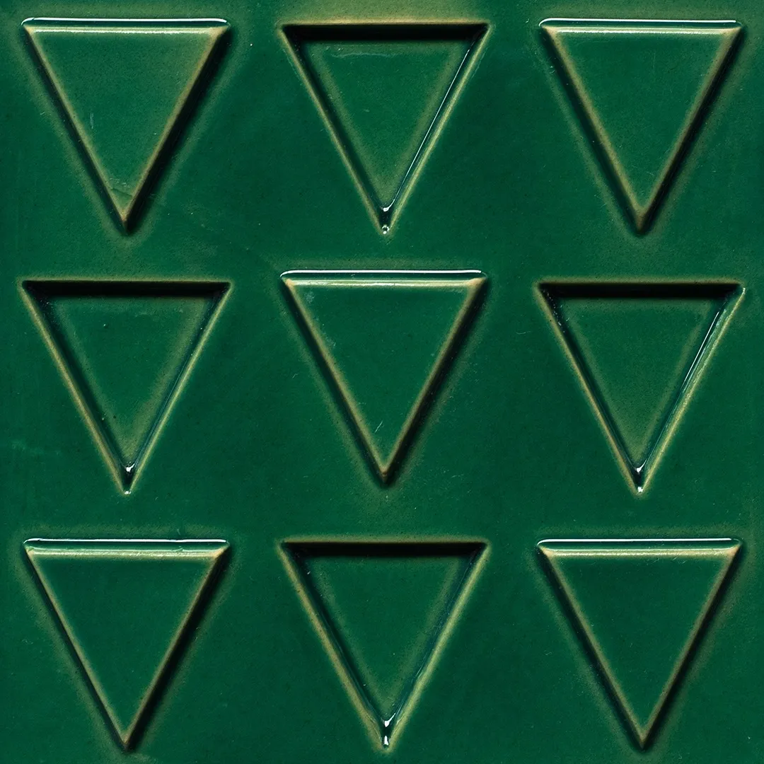 <h3>M SARAIVA VID TRIANGULOS  VERDE T8 14x14</h3><small>Colections and Tiles, Viúva Lamego by Miguel Saraiva</small>