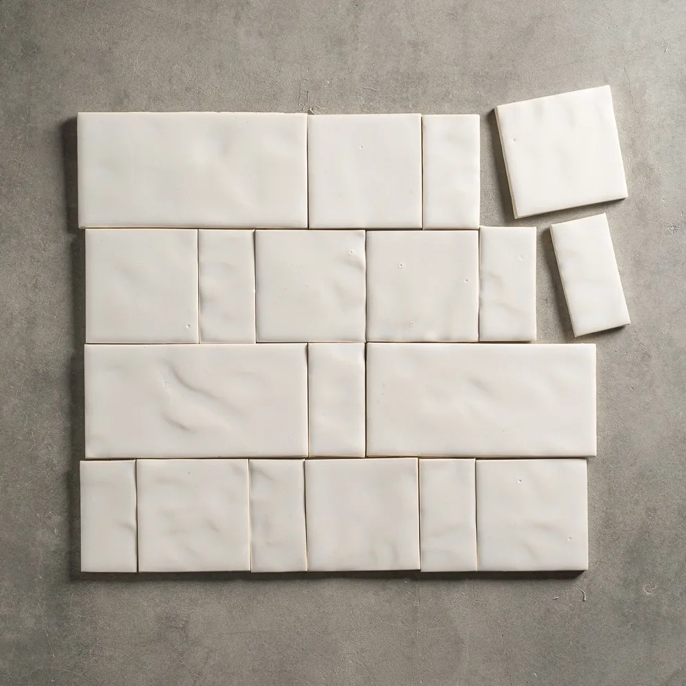 <h3>BRANCO</h3><small>Colections and Tiles, Aires Mateus</small>