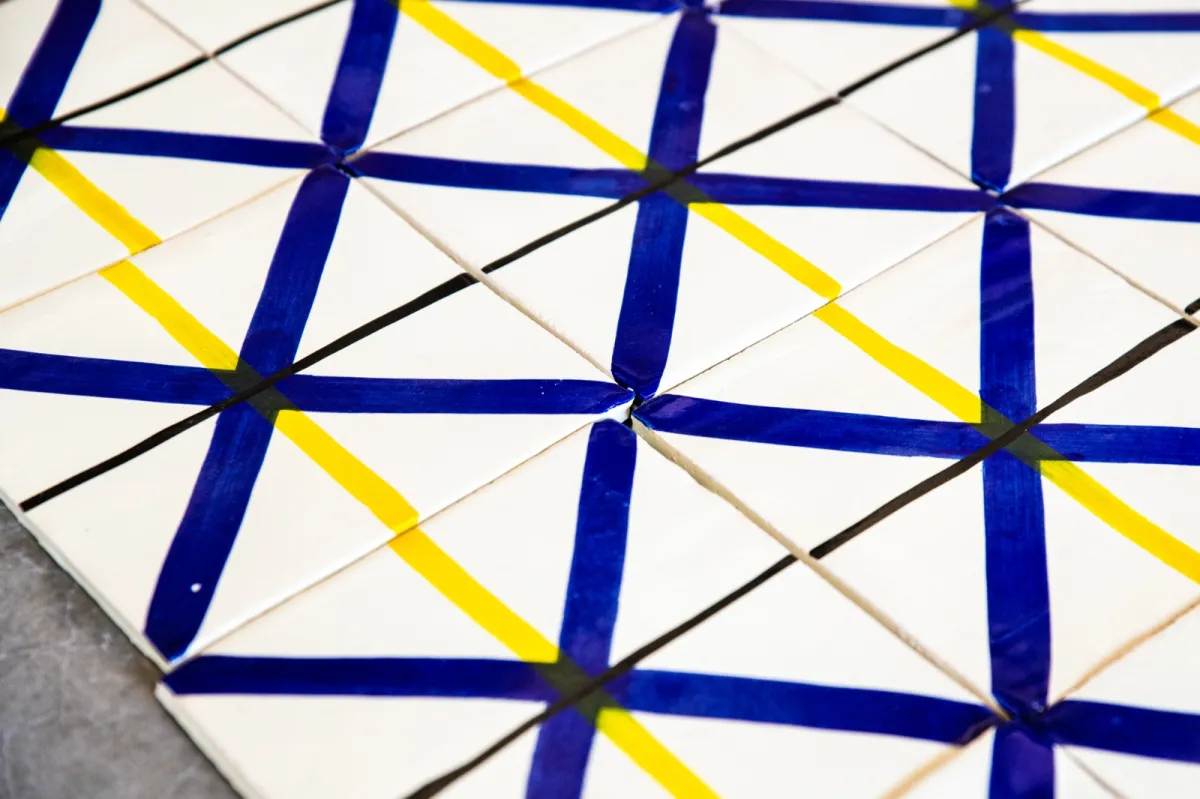 <h3>BS TAVIRA MODELO 2 Multicor 14x14</h3><small>Colections and Tiles, Bela Silva Tavira</small>