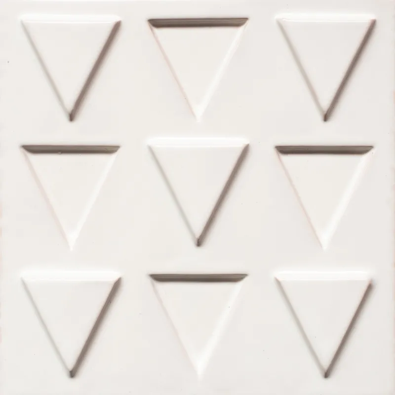 M SARAIVA VID TRIANGULOS  BRANCO B 14x14